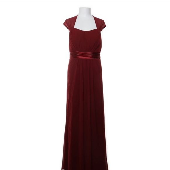 Birdy Grey Dresses & Skirts - NWT Bridesmaid dress Burgandy Every Pretty Size 6